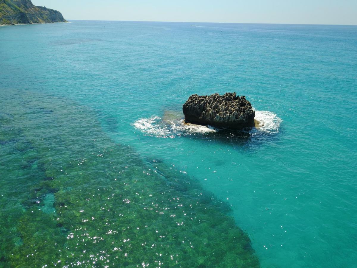 Borgo Di Riaci Beach Resort Santa Domenica Talao Exterior foto